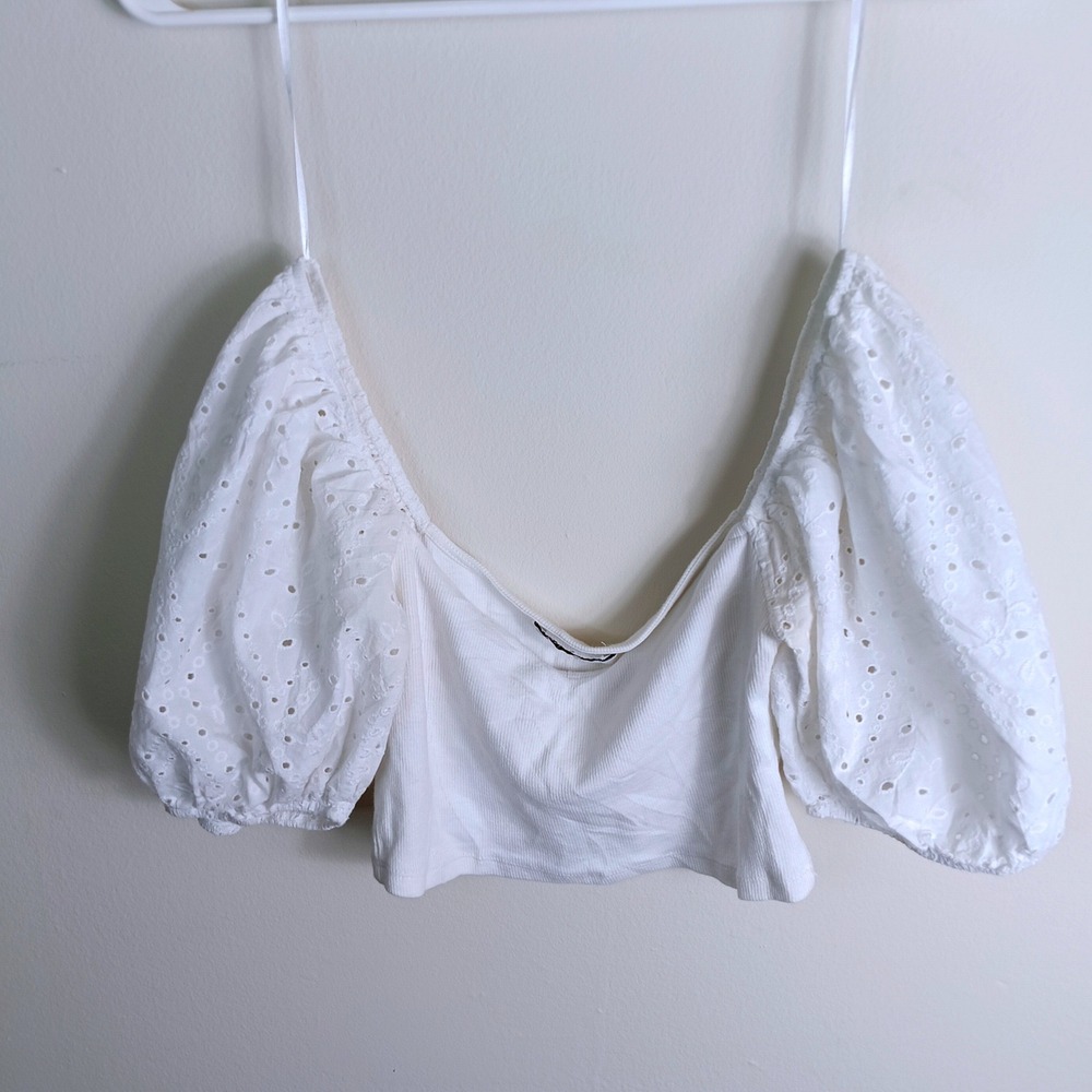 Zara Crop Top Womens Medium White Excellent Eyelet Puff Sleeve Ribbed Knit